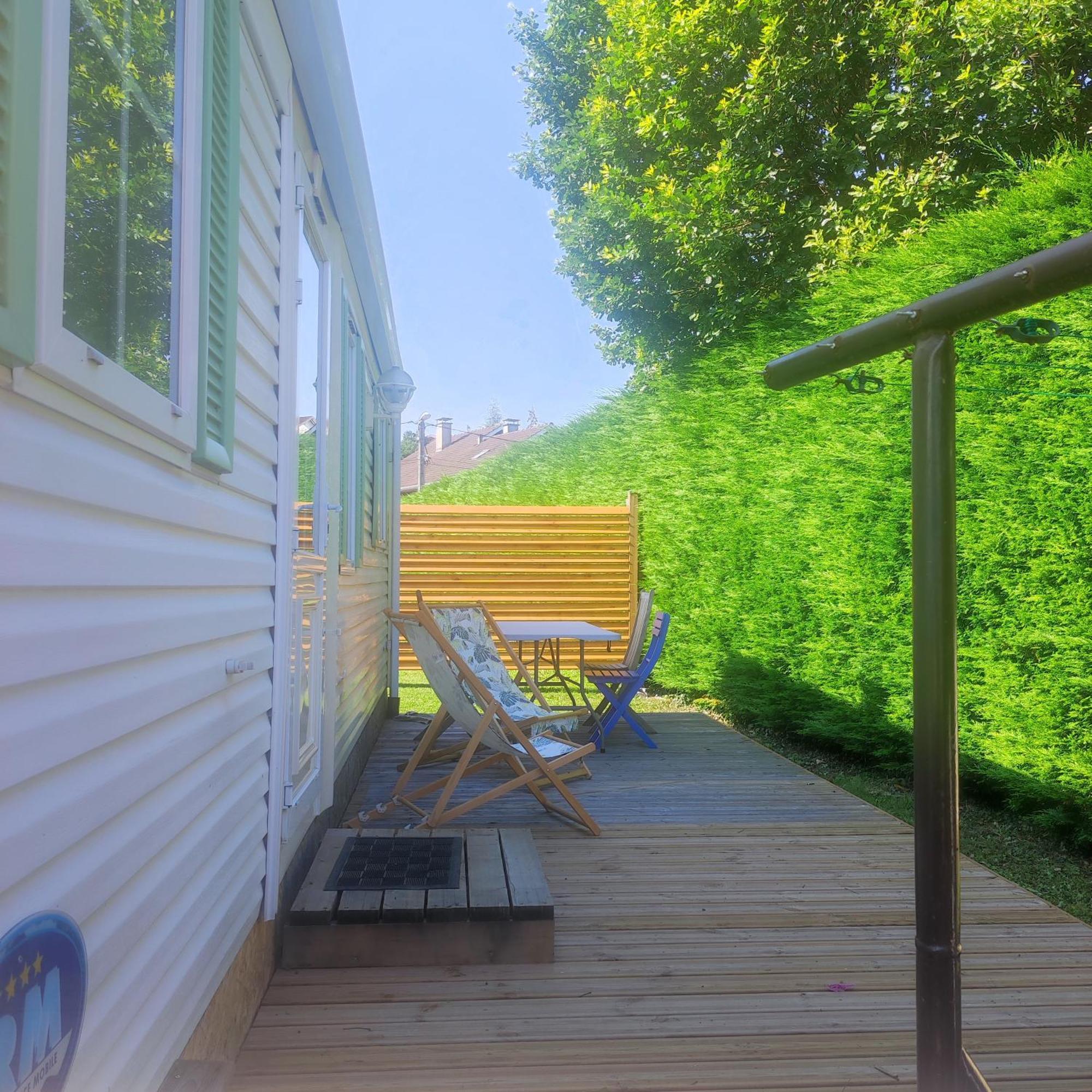 Mobile-Home Avec Terrasse Тонон-ле-Бен Екстериор снимка